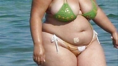 Sıcak bir konulu amatör porno oyuncak